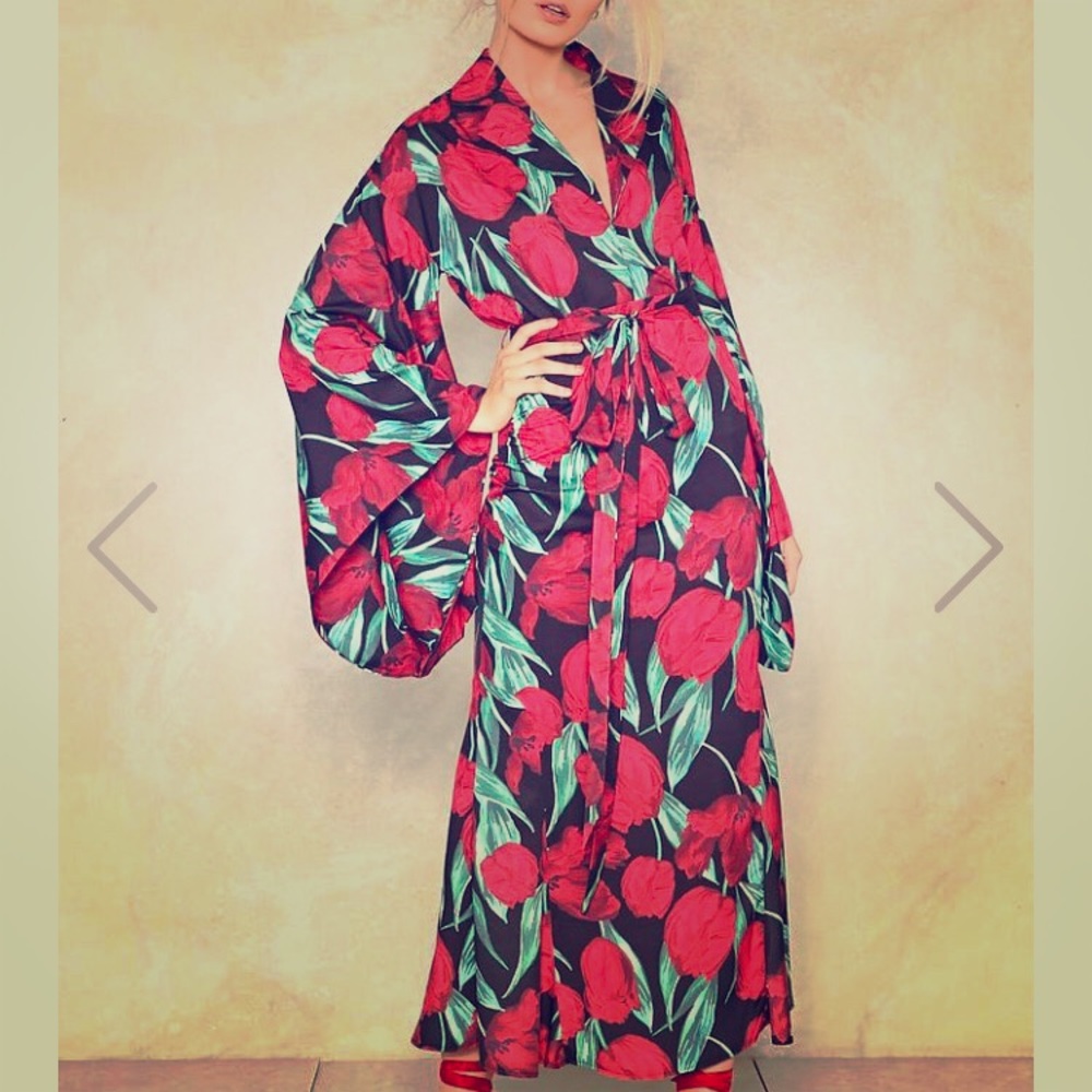 No Harm in Giving it a Tie Floral Dress